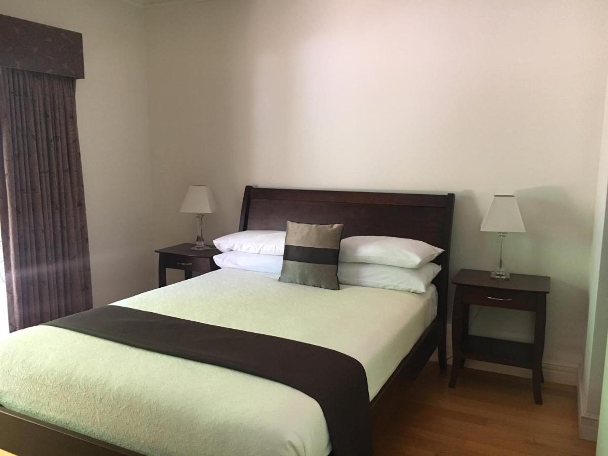West End Apartments Fremantle Bagian luar foto