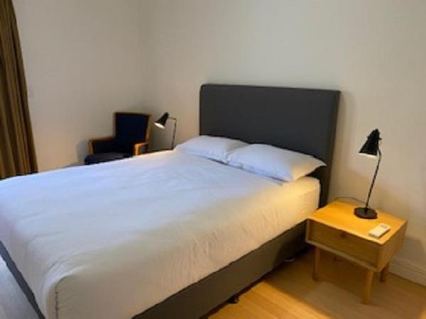 West End Apartments Fremantle Bagian luar foto